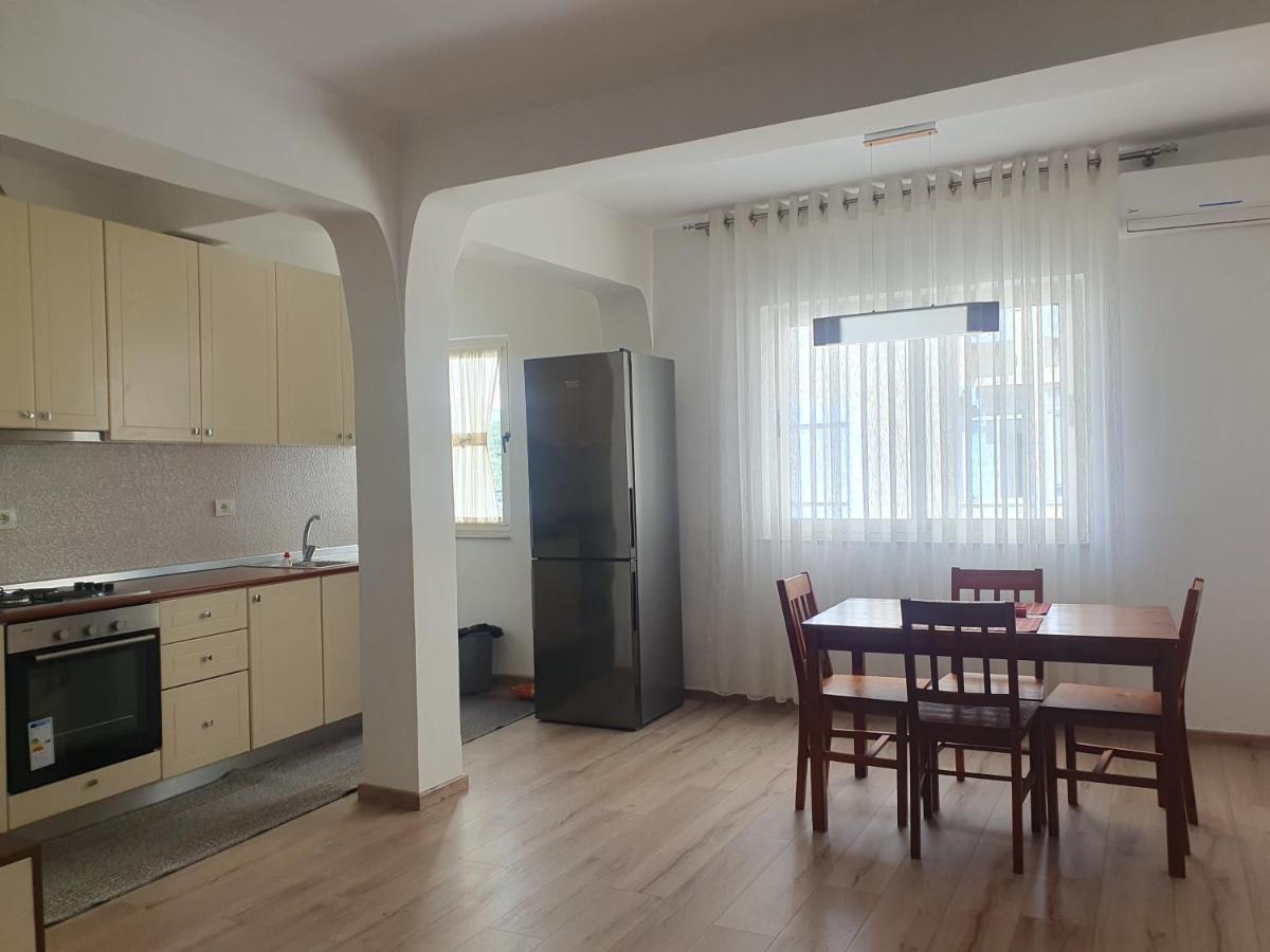 Apartment In The Heart Of , Bllok Tirana